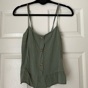 Boohoo hunter green crop top